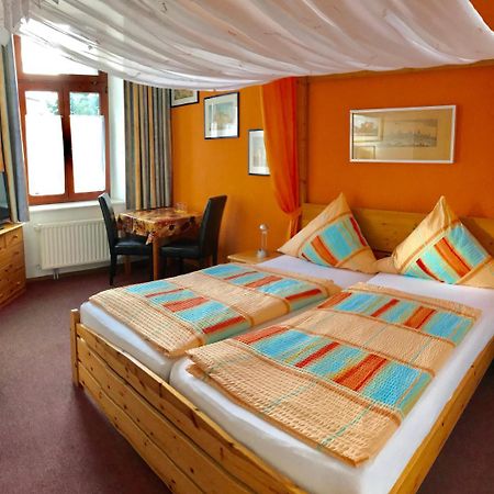 Hotel Pension Holzhausen à Quedlinbourg Extérieur photo