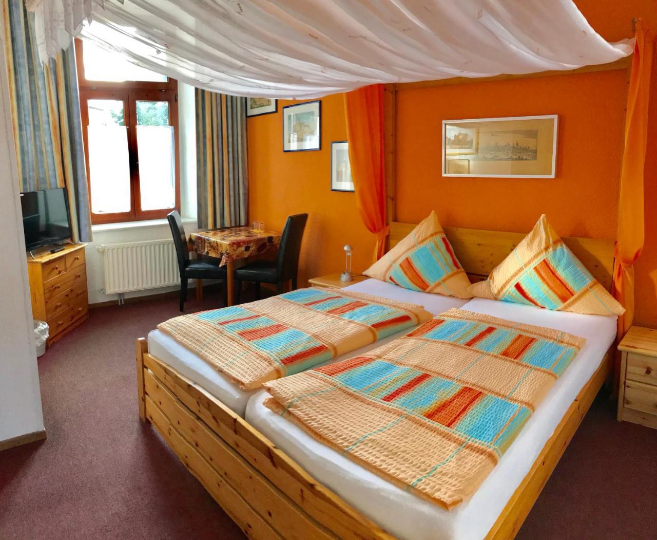 Hotel Pension Holzhausen à Quedlinbourg Extérieur photo