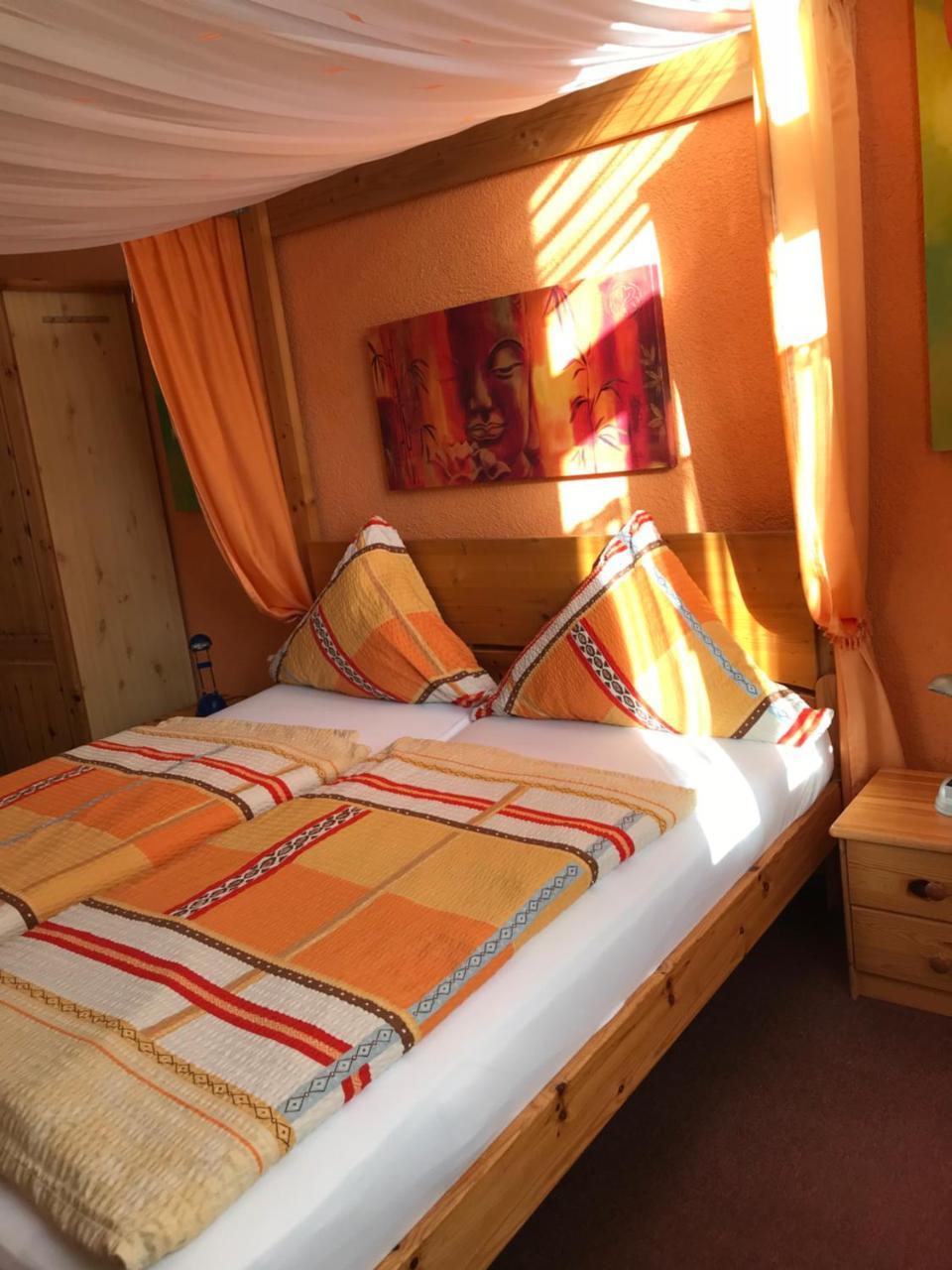 Hotel Pension Holzhausen à Quedlinbourg Extérieur photo